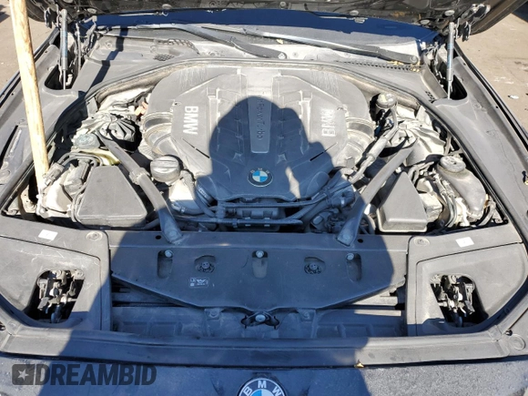 2016 BMW 5 Series 550i xDrive with VIN WBAKP9C52GG587512, listed as a Copart auction lot 87048184 with 95,493 mi miles and Clean title. Bid and sale history available at DreamBid. Image 11.