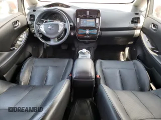 2015 Nissan LEAF SV with VIN 1N4AZ0CP0FC303912, listed as a Copart auction lot 64177143 with 24,733 mi miles. Bid and sale history available at carsss.com. Image 8.