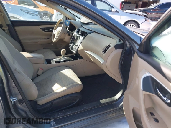 2016 Nissan Altima S with VIN 1N4AL3AP8GC111953, listed as a IAAI auction lot 41588139 with 121,701 mi miles and . Bid and sale history available at DreamBid. Image 5.
