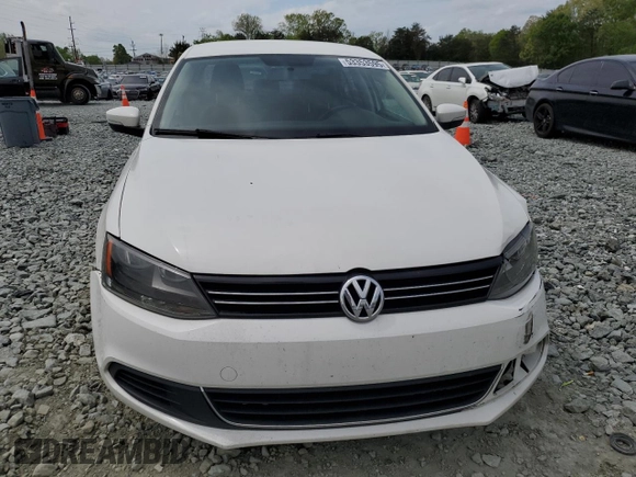 2013 Volkswagen Jetta Sedan SE with VIN 3VWDP7AJ4DM205057, listed as a Copart auction lot 53353595 with 198,500 mi miles and Salvage Title. Bid and sale history available at carsss.com. Image 5.