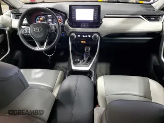 2021 Toyota RAV4 Hybrid LE z VIN 4T3B6RFVXMU053269, wystawiony jako Copart lot #54690095 z przebiegiem 48 815 mil mil oraz Szkoda całkowita • Salvage title. Historia ofert i sprzedaży dostępna na DreamBid. Obrazek 8.