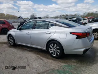 2019 Nissan Altima S with VIN 1N4BL4BV8KC137629, listed as a Copart auction lot 52971625 with 116,459 mi miles and Salvage Title. Bid and sale history available at DreamBid. Image 2.