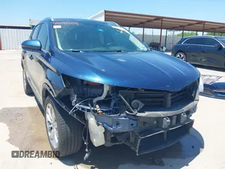 2017 Lincoln MKC Select with VIN 5LMCJ2C98HUL69590, listed as a IAAI auction lot 42291203 with 122,654 mi miles and . Bid and sale history available at DreamBid. Image 6.