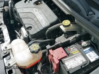 2021 Chevrolet Spark LS с VIN KL8CB6SA8MC701012, выставлен на аукционе IAAI как лот 43370386 с пробегом 59 736 миль миль и . История ставок и продаж доступна на DreamBid. Изображение 19.