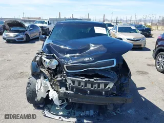 2014 Kia Soul with VIN KNDJN2A27E7021055, listed as a IAAI auction lot 41872138 with 31,955 mi miles. Bid and sale history available at carsss.com. Image 13.