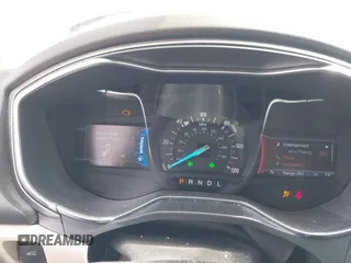 2018 Ford Fusion Energi SE with VIN 3FA6P0PU0JR196091, listed as a IAAI auction lot 42017867 with 70,284 mi miles. Bid and sale history available at carsss.com. Image 15.