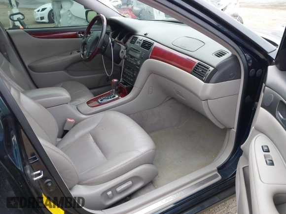 2003 Lexus ES 300 with VIN JTHBF30G430102104, listed as a IAAI auction lot 42217479 with 137,774 mi miles and . Bid and sale history available at carsss.com. Image 5.