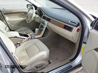 2008 Volvo S80 3.2L with VIN YV1AS982081078979, listed as a IAAI auction lot 42136831 with 196,871 mi miles. Bid and sale history available at carsss.com. Image 5.