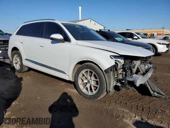2019 Audi Q7 Prestige with VIN WA1VAAF75KD011398, listed as a Copart auction lot 49524945 with 103,306 mi miles and Salvage Title. Bid and sale history available at carsss.com. Image 4.