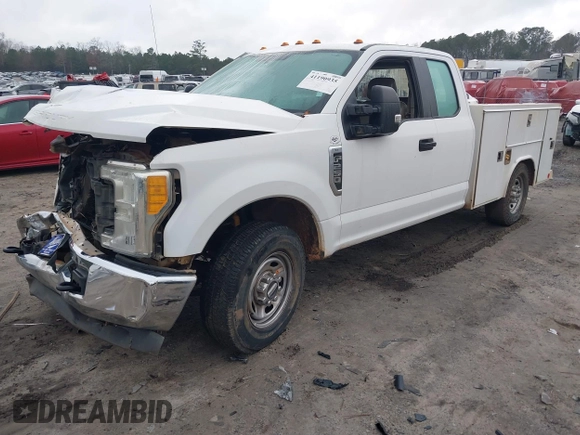 2017 Ford F-250 XL z VIN 1FD7X2A60HEC65973, wystawiony jako IAAI lot #41190935 z przebiegiem 202 195 mil mil oraz . Historia ofert i sprzedaży dostępna na DreamBid. Obrazek 17.