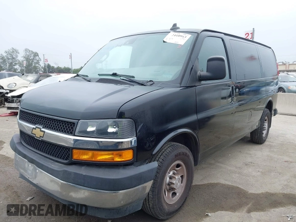 2019 Chevrolet Express Cargo z VIN 1GCWGAFP7K1229420, wystawiony jako IAAI lot #42410963 z przebiegiem Nie podano mil oraz . Historia ofert i sprzedaży dostępna na DreamBid. Obrazek 17.