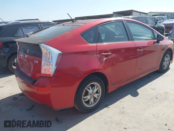 2010 Toyota Prius II z VIN JTDKN3DU2A0075518, wystawiony jako IAAI lot #41767139 z przebiegiem 235 211 mil mil oraz . Historia ofert i sprzedaży dostępna na DreamBid. Obrazek 4.