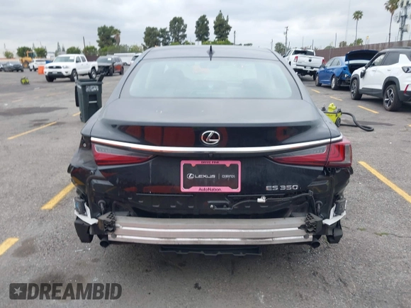 2020 Lexus ES with VIN 58ADZ1B18LU070415, listed as a IAAI auction lot 42074563 with 45,811 mi miles. Bid and sale history available at carsss.com. Image 17.