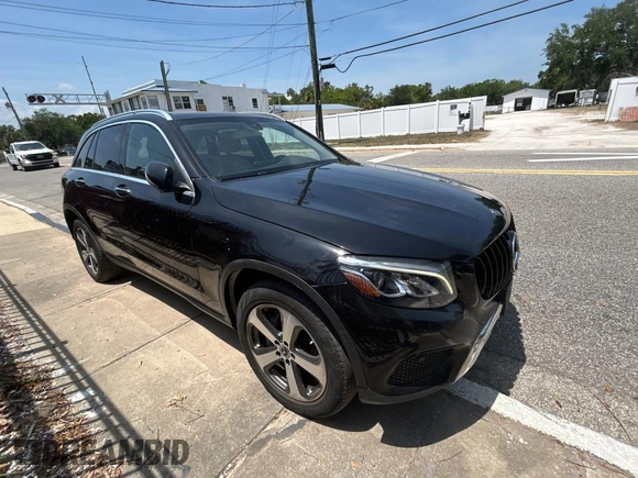 2019 Mercedes-Benz GLC 300 with VIN WDC0G4JBXKV139183, listed as a Copart auction lot 54630905 with 55,145 mi miles and Salvage title. Bid and sale history available at DreamBid. Image 1.