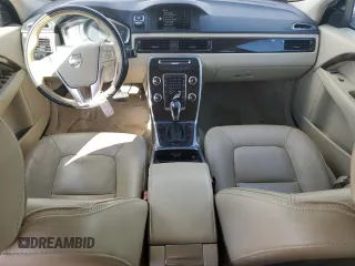 2015 Volvo XC70 T5 Drive-E Premier with VIN YV440MBK4F1220667, listed as a Copart auction lot 77652844 with 173,704 mi miles and Clean Title. Bid and sale history available at DreamBid. Image 8.