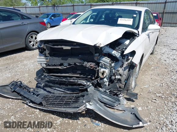 2013 Ford Fusion SE Hybrid z VIN 3FA6P0LU9DR349321, wystawiony jako IAAI lot #42156321 z przebiegiem 90 688 mil mil oraz . Historia ofert i sprzedaży dostępna na DreamBid. Obrazek 6.
