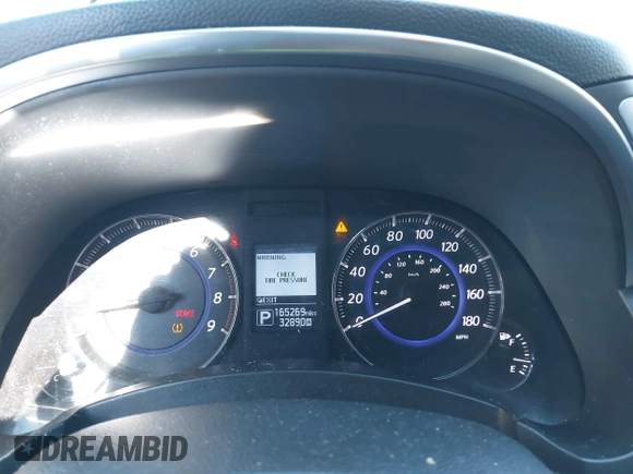 2016 Infiniti QX70 with VIN JN8CS1MW9GM752735, listed as a IAAI auction lot 41271197 with 165,269 mi miles and . Bid and sale history available at DreamBid. Image 7.