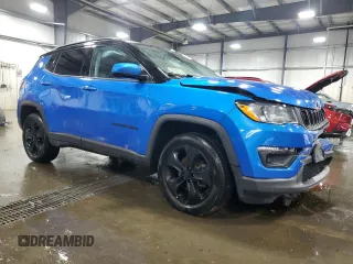 2019 Jeep Compass Latitude z VIN 3C4NJDBB5KT682761, wystawiony jako Copart lot #54746755 z przebiegiem 95 271 mil mil oraz Szkoda całkowita • Salvage title. Historia ofert i sprzedaży dostępna na DreamBid. Obrazek 4.