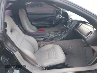 2001 Chevrolet Corvette z VIN 1G1YY32G815108998, wystawiony jako IAAI lot #42223061 z przebiegiem 148 208 mil mil oraz . Historia ofert i sprzedaży dostępna na DreamBid. Obrazek 5.