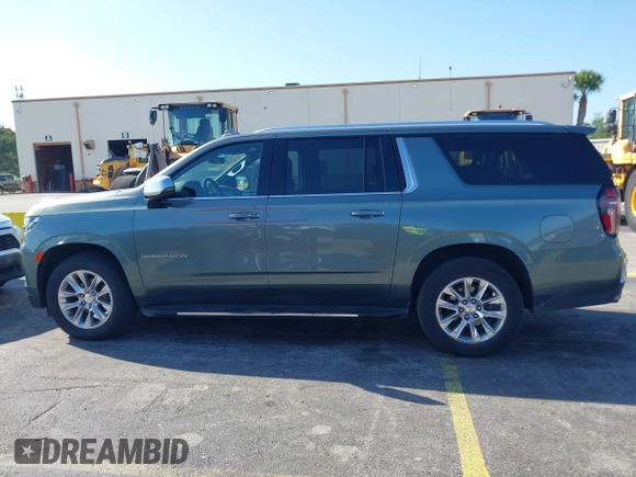 2023 Chevrolet Suburban Premier z VIN 1GNSCFKD4PR378869, wystawiony jako IAAI lot #41802386 z przebiegiem 58 569 mil mil oraz . Historia ofert i sprzedaży dostępna na DreamBid. Obrazek 14.