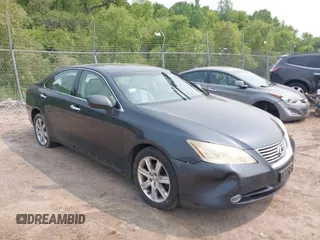 2007 Lexus ES 330 z VIN JTHBJ46G772117847, wystawiony jako IAAI lot #42409838 z przebiegiem 246 666 mil mil oraz . Historia ofert i sprzedaży dostępna na DreamBid. Obrazek 1.