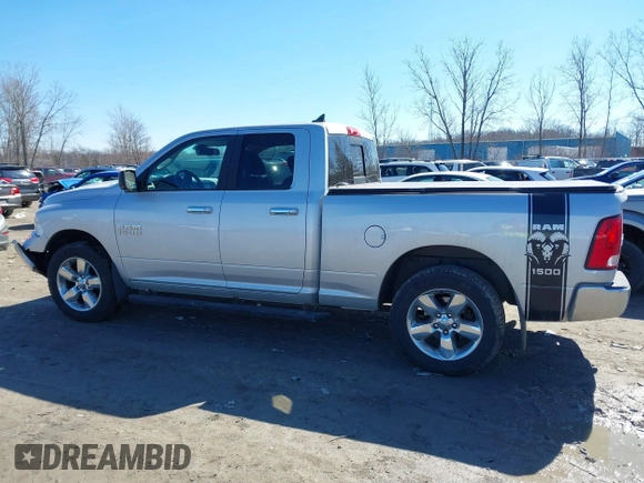 2018 Ram 1500 Big Horn z VIN 1C6RR7GG6JS310482, wystawiony jako IAAI lot #41779744 z przebiegiem 74 548 mil mil oraz . Historia ofert i sprzedaży dostępna na DreamBid. Obrazek 15.