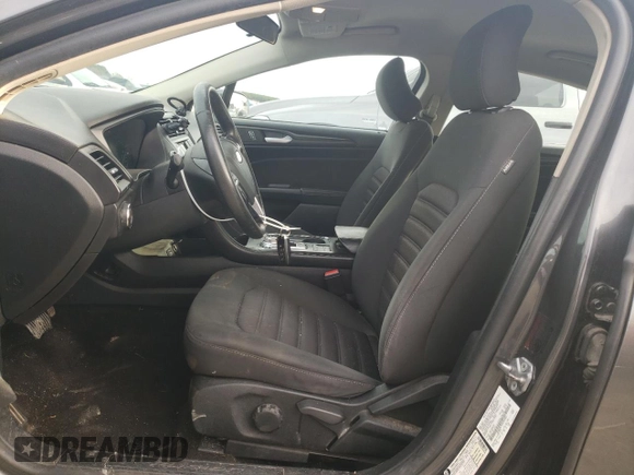 2018 Ford Fusion S z VIN 3FA6P0G70JR264965, wystawiony jako Copart lot #85553684 z przebiegiem 235 205 mil mil oraz Szkoda całkowita • Salvage title. Historia ofert i sprzedaży dostępna na DreamBid. Obrazek 7.