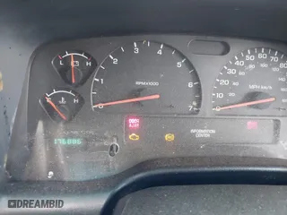2004 Dodge Dakota SLT with VIN 1D7GL42K94S676958, listed as a IAAI auction lot 41326166 with 176,886 mi miles. Bid and sale history available at carsss.com. Image 7.