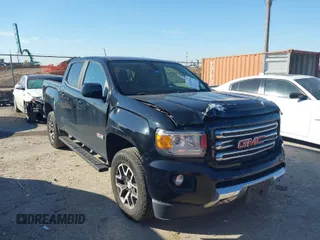 2016 GMC Canyon 4WD SLE with VIN 1GTG6CE30G1381435, listed as a IAAI auction lot 41642964 with 130,490 mi miles. Bid and sale history available at carsss.com. Image 1.