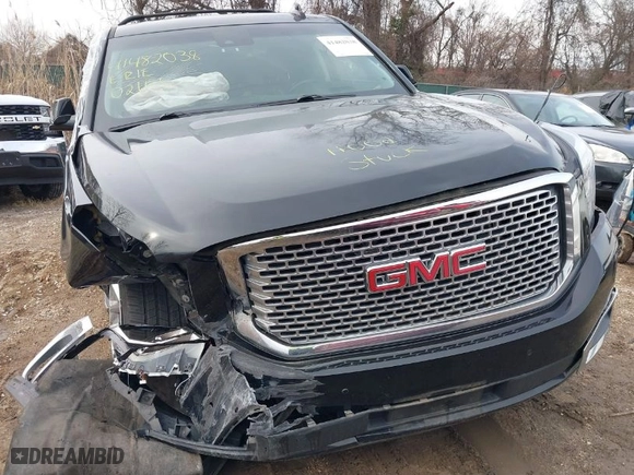 2017 GMC Yukon Denali with VIN 1GKS2CKJ3HR337610, listed as a IAAI auction lot 41482038 with 1 mi miles. Bid and sale history available at carsss.com. Image 6.