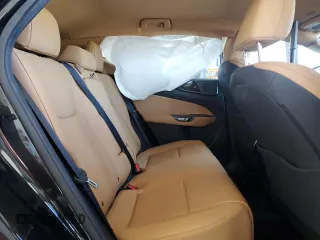 2022 Lexus NX 250 z VIN JTJADCAZ1N5001057, wystawiony jako Copart lot #61067415 z przebiegiem 39 964 mil mil oraz Nie do naprawy • Non repairable. Historia ofert i sprzedaży dostępna na DreamBid. Obrazek 11.