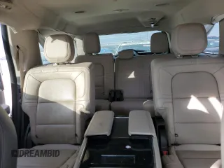 2022 Lincoln Navigator Reserve z VIN 5LMJJ3KT6NEL05029, wystawiony jako Copart lot #86290224 z przebiegiem Nie podano mil oraz Szkoda całkowita • Salvage title. Historia ofert i sprzedaży dostępna na DreamBid. Obrazek 10.