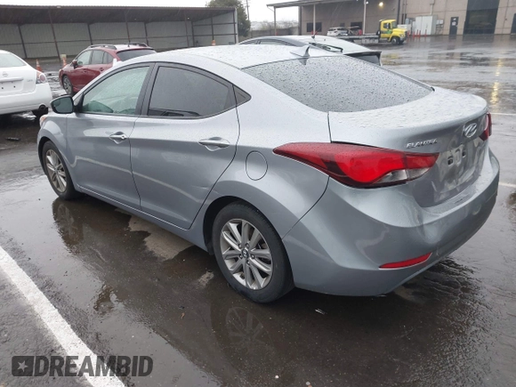 2015 Hyundai Elantra SE z VIN 5NPDH4AE7FH616818, wystawiony jako IAAI lot #41784684 z przebiegiem 107 377 mil mil oraz . Historia ofert i sprzedaży dostępna na DreamBid. Obrazek 3.