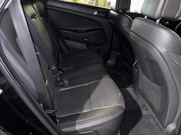 2017 Hyundai Tucson Value with VIN KM8J33A28HU375468, listed as a Copart auction lot 54778795 with 162,606 mi miles and Clean Title. Bid and sale history available at carsss.com. Image 6.