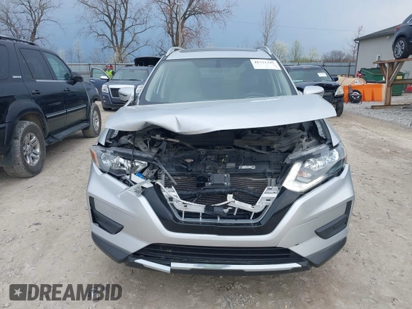 2017 Nissan Rogue SL with VIN 5N1AT2MV5HC892040, listed as a IAAI auction lot 41922447 with 128,664 mi miles and . Bid and sale history available at carsss.com. Image 12.