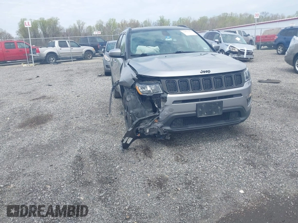 2020 Jeep Compass Altitude z VIN 3C4NJCBB8LT105248, wystawiony jako IAAI lot #42021423 z przebiegiem 93 004 mil mil oraz . Historia ofert i sprzedaży dostępna na DreamBid. Obrazek 6.