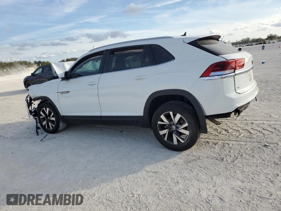 2022 Volkswagen Atlas SE with VIN 1V2DC2CA8NC221424, listed as a Copart auction lot 86362754 with 43,009 mi miles and Non repairable. Bid and sale history available at DreamBid. Image 2.