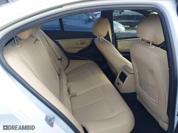 2018 BMW 3 Series 330i xDrive with VIN WBA8D9G57JNU72629, listed as a IAAI auction lot 41197875 with NaN miles. Bid and sale history available at carsss.com. Image 8.