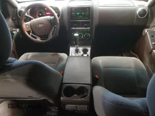 2009 Ford Explorer XLT with VIN 1FMEU73E99UA35633, listed as a Copart auction lot 50572125 with 124,471 mi miles and Salvage title. Bid and sale history available at DreamBid. Image 8.