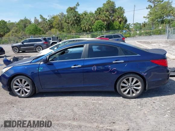 2012 Hyundai Sonata Limited with VIN 5NPEC4AB8CH452242, listed as a IAAI auction lot 41936932 with 136,540 mi miles and . Bid and sale history available at DreamBid. Image 14.