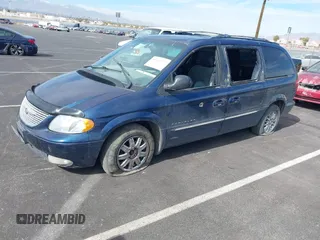 2001 Chrysler Town & Country Limited with VIN 2C8GP64L81R128221, listed as a IAAI auction lot 41630779 with 275,215 mi miles. Bid and sale history available at carsss.com. Image 2.