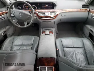 2007 Mercedes-Benz S 550 z VIN WDDNG71X77A044500, wystawiony jako Copart lot #61194905 z przebiegiem 114 982 mil mil oraz Szkoda całkowita • Salvage title. Historia ofert i sprzedaży dostępna na DreamBid. Obrazek 8.