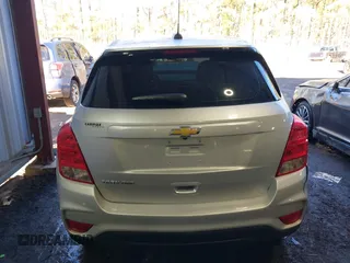2020 Chevrolet Trax LS with VIN 3GNCJNSBXLL218869, listed as a IAAI auction lot 41654418 with 76,769 mi miles. Bid and sale history available at carsss.com. Image 16.