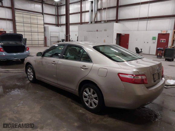 2007 Toyota Camry CE with VIN 4T1BE46K87U712670, listed as a IAAI auction lot 41797440 with 202,595 mi miles. Bid and sale history available at carsss.com. Image 3.