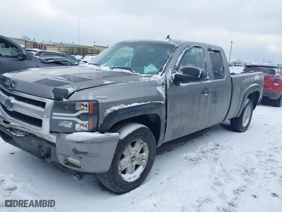 2009 Chevrolet Silverado 1500 LT w/1LT with VIN 2GCEK190691107726, listed as a IAAI auction lot 41402678 with 199,346 mi miles. Bid and sale history available at carsss.com. Image 17.