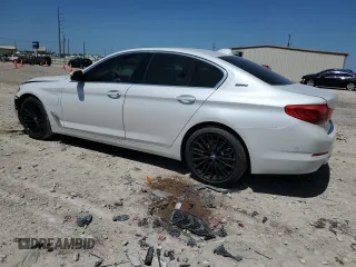 2019 BMW 5 Series 530e with VIN WBAJA9C50KB253692, listed as a Copart auction lot 52568095 with 61,023 mi miles and Salvage title. Bid and sale history available at DreamBid. Image 2.