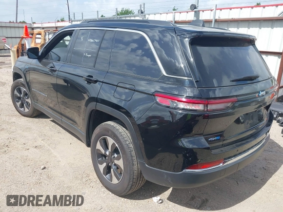 2024 Jeep Grand Cherokee with VIN 1C4RJYB6XRC181771, listed as a IAAI auction lot 42537639 with 39,056 mi miles and . Bid and sale history available at DreamBid. Image 3.