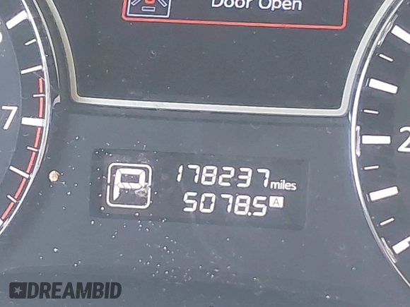 2014 Nissan Pathfinder SV with VIN 5N1AR2MM7EC703101, listed as a IAAI auction lot 42221242 with 178,237 mi miles and . Bid and sale history available at DreamBid. Image 15.
