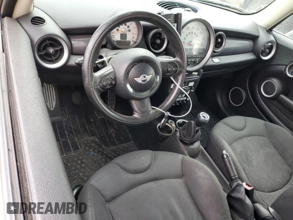 2011 MINI Hardtop S with VIN WMWSV3C50BTY22301, listed as a Copart auction lot 54020975 with 196,707 mi miles and Clean Title. Bid and sale history available at DreamBid. Image 8.