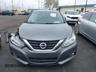 2018 Nissan Altima SV with VIN 1N4AL3AP3JC255885, listed as a IAAI auction lot 42033198 with 134,998 mi miles and . Bid and sale history available at DreamBid. Image 13.